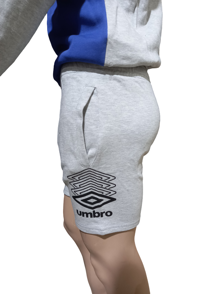 Pantalón corto