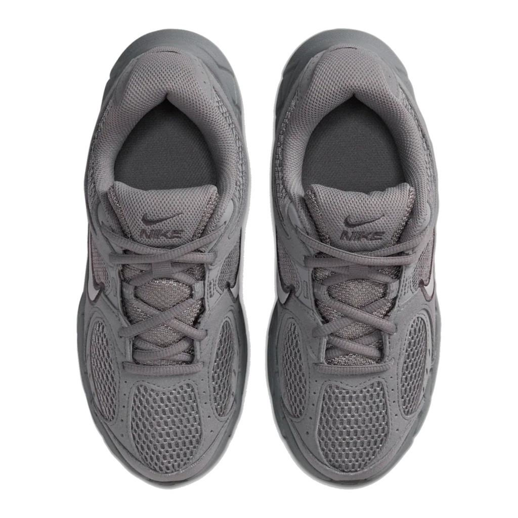Nike V5 Runner Suede IO1644-001 4